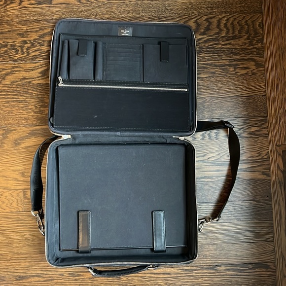 Louis Vuitton messenger bag - Picture 5 of 5